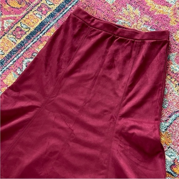NWT Jason Wu | Women’s Burgundy Faux Suede A-Line Elastic Waist Midi Skirt Sz S - Picture 6 of 12